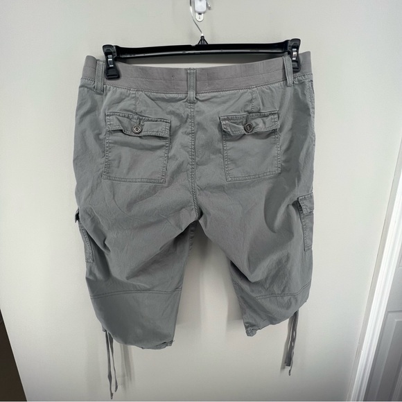 Women’s Sonoma gray capri mid rise pants size 16 - Picture 5 of 5